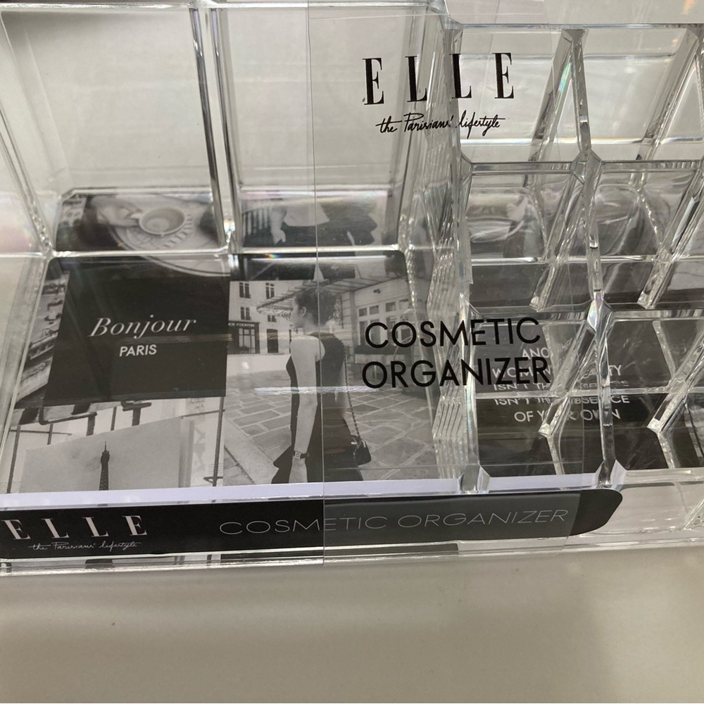Elle Transparent Makeup Organizer
